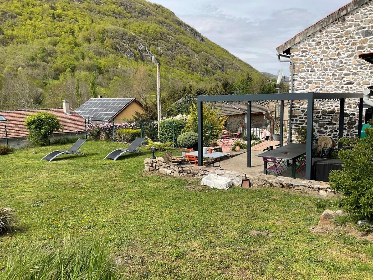 La Bruyere - Chez Martine Bed & Breakfast Appy Dış mekan fotoğraf